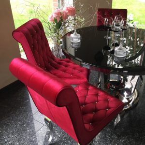 pikowane krzesło glamour stalowe nogi